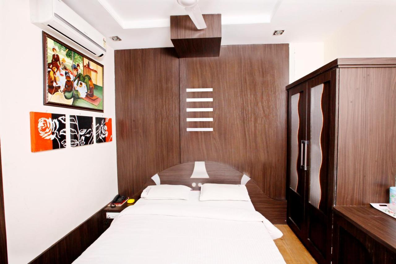Hotel Vasantham Коимбатур Экстерьер фото